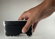 Load image into Gallery viewer, Rath R1 Slim Minimalist RFID wallet for men's front Pocket
